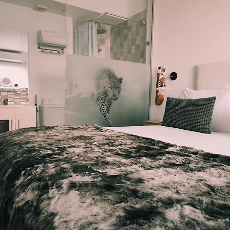 Torremolinos Suite الغرفة الصورة